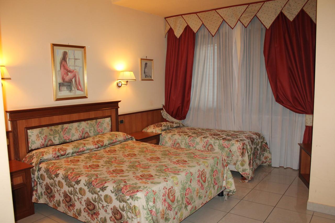 Hotel Malaga Avellino Dış mekan fotoğraf